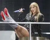 Taylor Swift: Un Viaggio nella Musica, nell'Anima e nella Vita di un'Icona